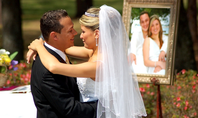 Maria and Ricardo Enjoying Their First Dance At The Lange Farm