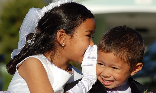 An Adorable Candid Moment Daniel Didn't Miss!